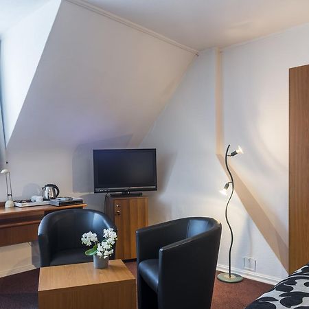 Hostellerie Lou Pahou Ronse Eksteriør bilde